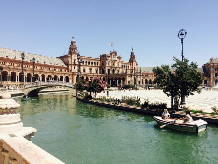 What Are The 10 Best Places to Stay in Maiorca? A Small Guide for Travellers